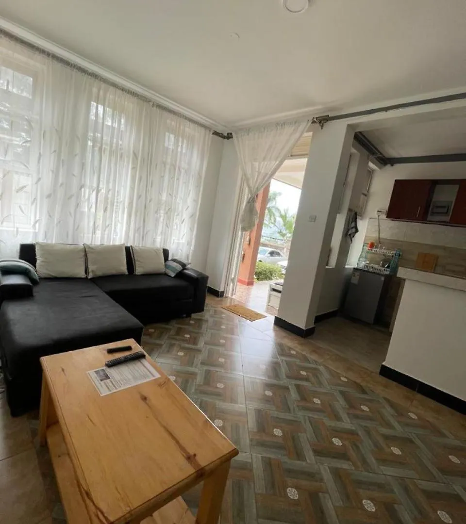 Mia'S Villa Jinja 0*,